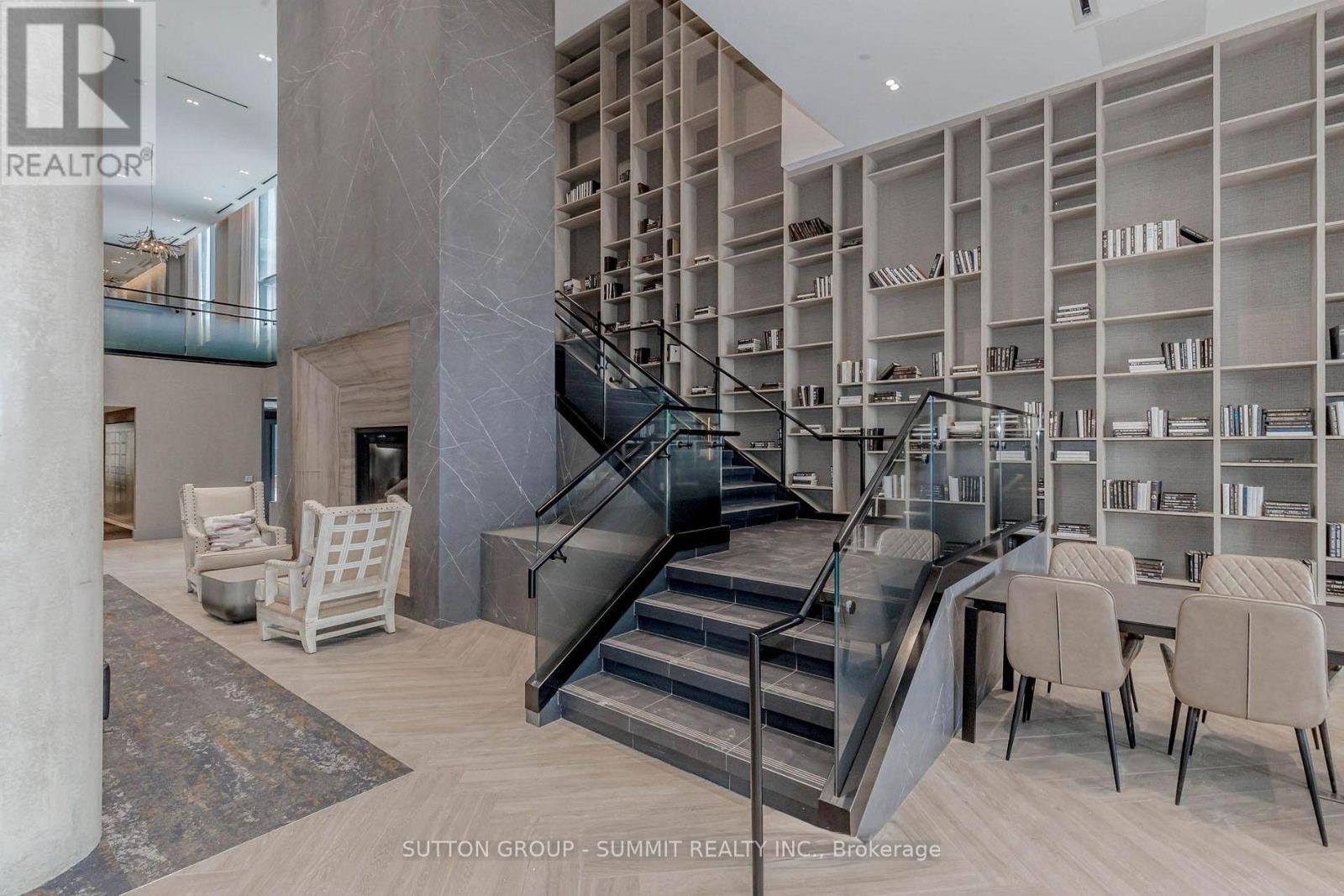 209 - 2450 Old Bronte Road, Oakville, Ontario  L6M 5P6 - Photo 4 - W13032290