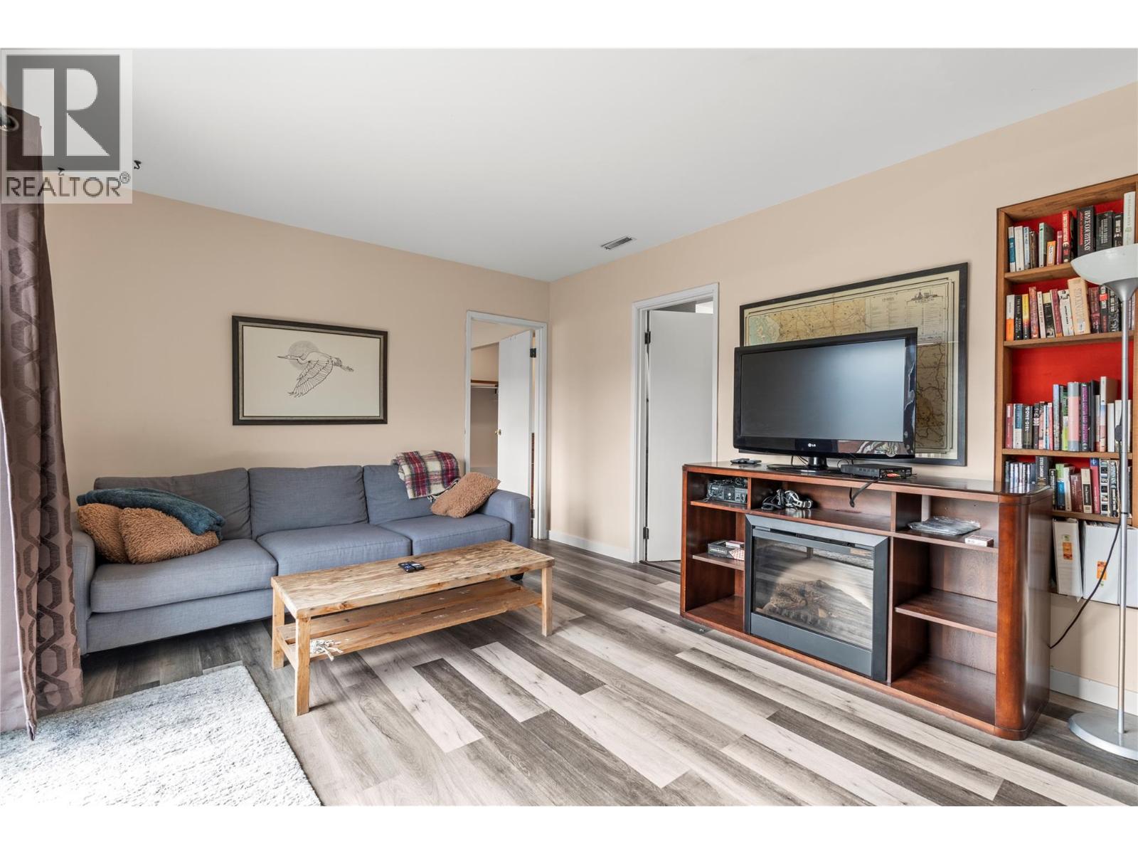 6515 Eagle Road, Vernon, British Columbia  V1H 1W4 - Photo 35 - 10384432