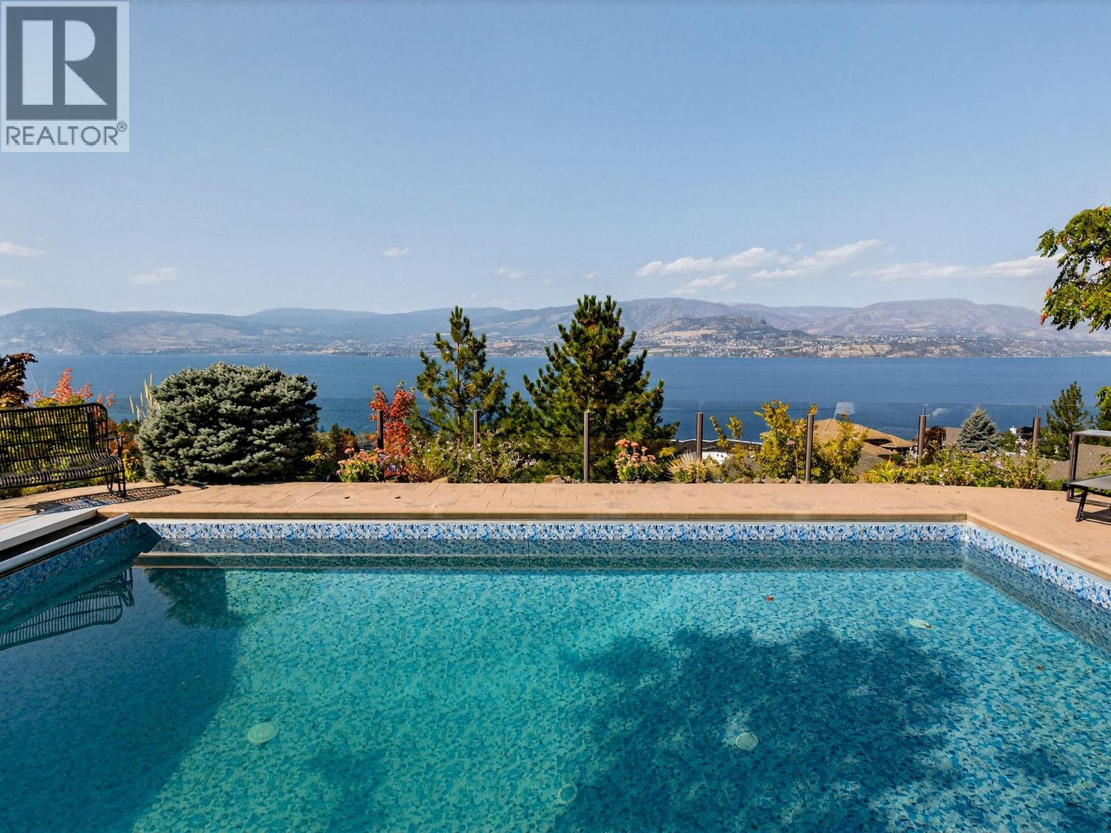 390 Okaview Road, Kelowna, British Columbia  V1W 4K3 - Photo 4 - 10378222