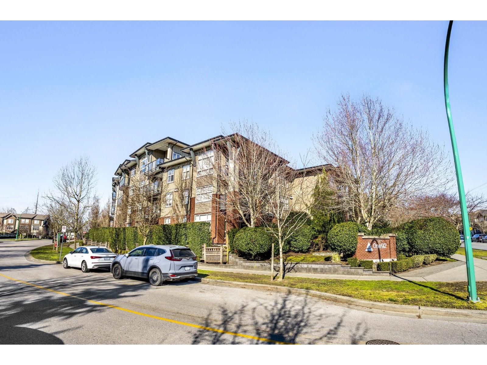 201 19201 66a Avenue, Surrey, British Columbia  V4N 6N7 - Photo 3 - R3114732