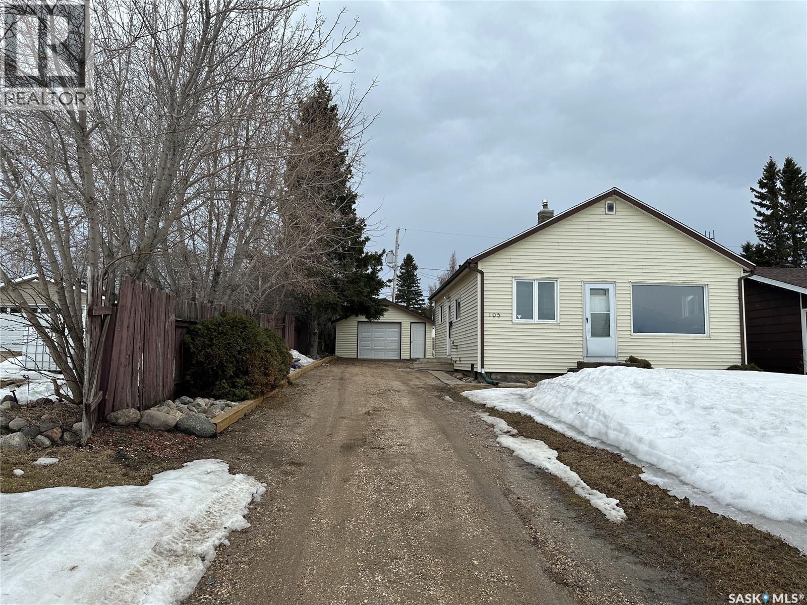 105 5th Avenue W, Shellbrook, Saskatchewan  S0J 2E0 - Photo 42 - SK033190
