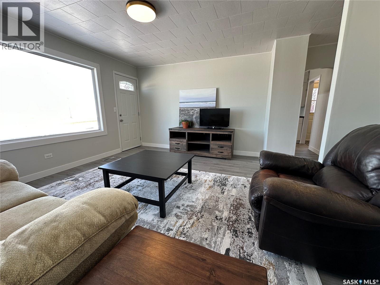 105 5th Avenue W, Shellbrook, Saskatchewan  S0J 2E0 - Photo 11 - SK033190