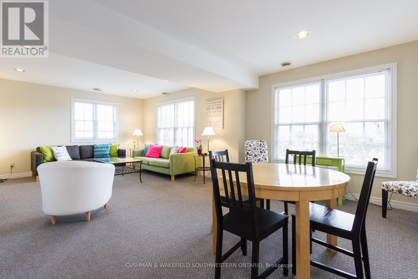 359-363 Duckworth Street, Barrie (Grove East), Ontario  L4M 3X8 - Photo 12 - S13032480