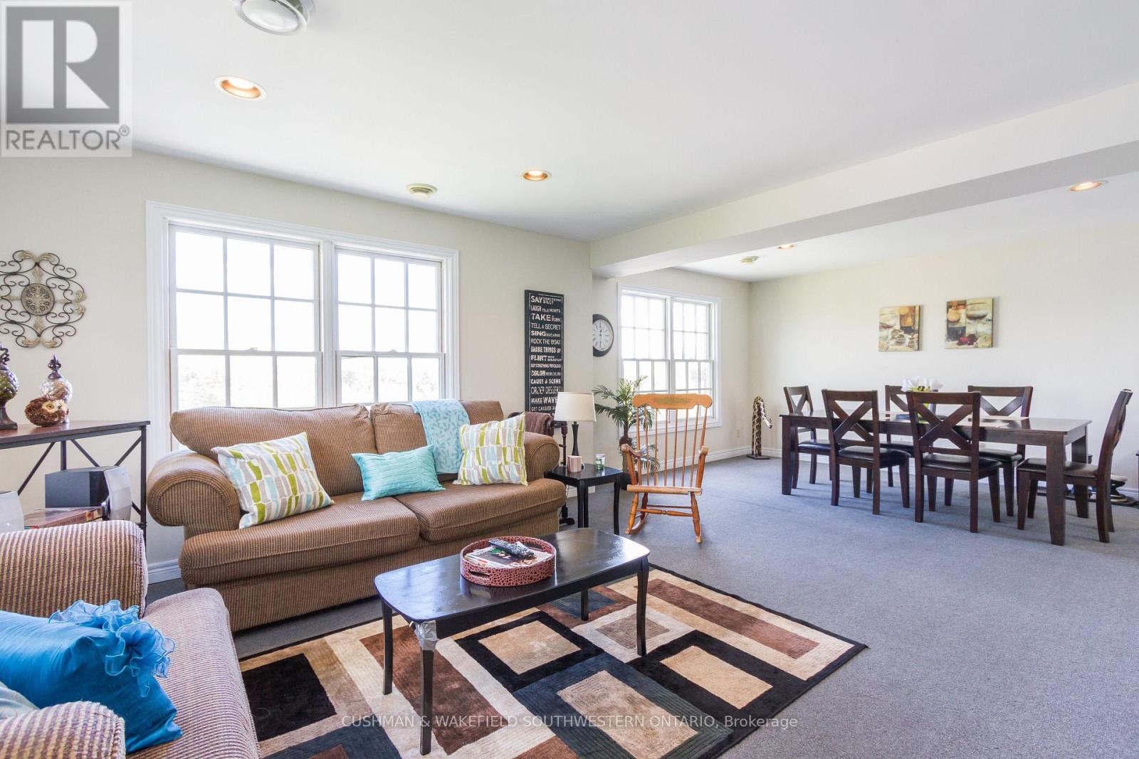 359-363 Duckworth Street, Barrie (Grove East), Ontario  L4M 3X8 - Photo 7 - S13032480