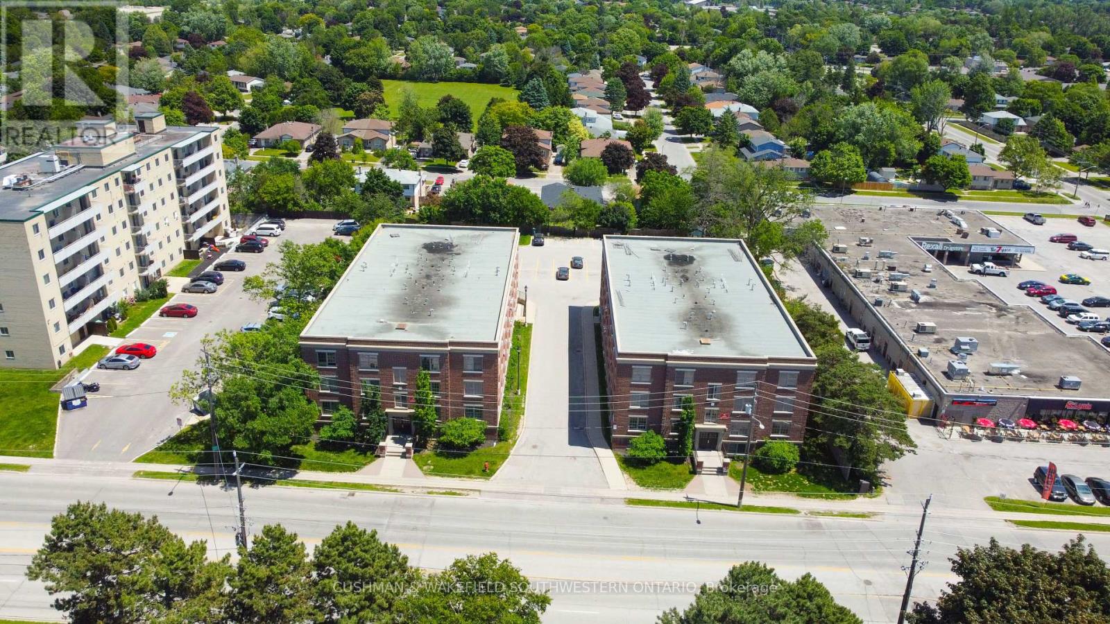 359-363 Duckworth Street, Barrie (Grove East), Ontario  L4M 3X8 - Photo 22 - S13032490