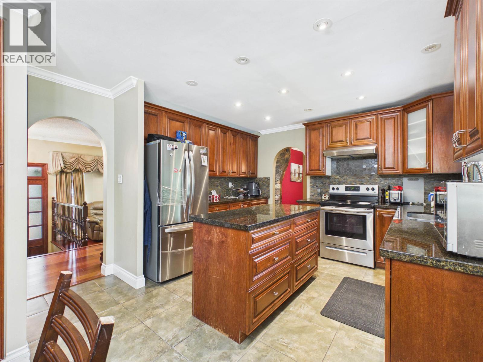 7730 Stanley Street, Burnaby, British Columbia  V5E 1V8 - Photo 9 - R3114395