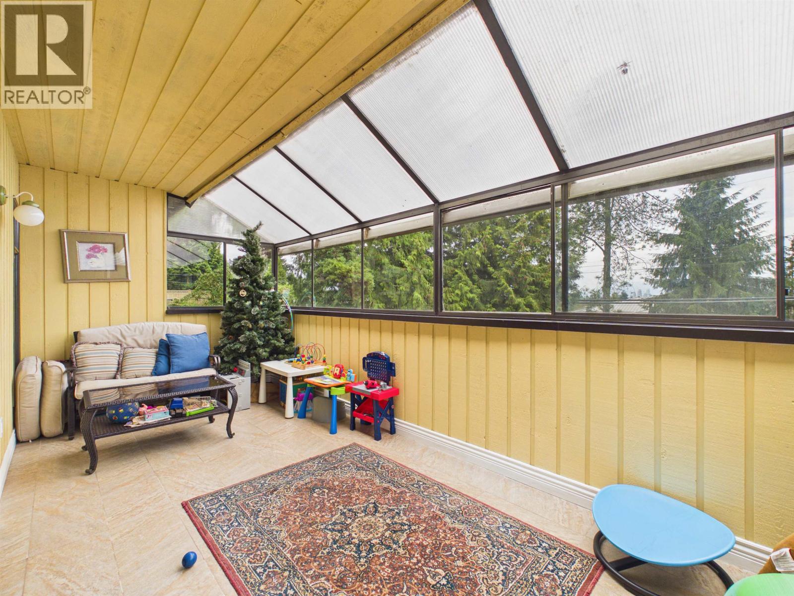 7730 Stanley Street, Burnaby, British Columbia  V5E 1V8 - Photo 12 - R3114395