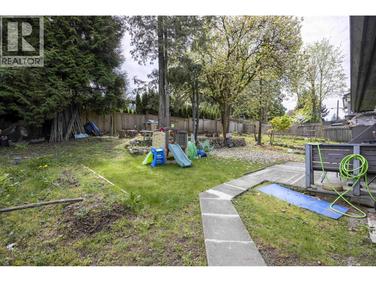 7730 Stanley Street, Burnaby, British Columbia  V5E 1V8 - Photo 29 - R3114395