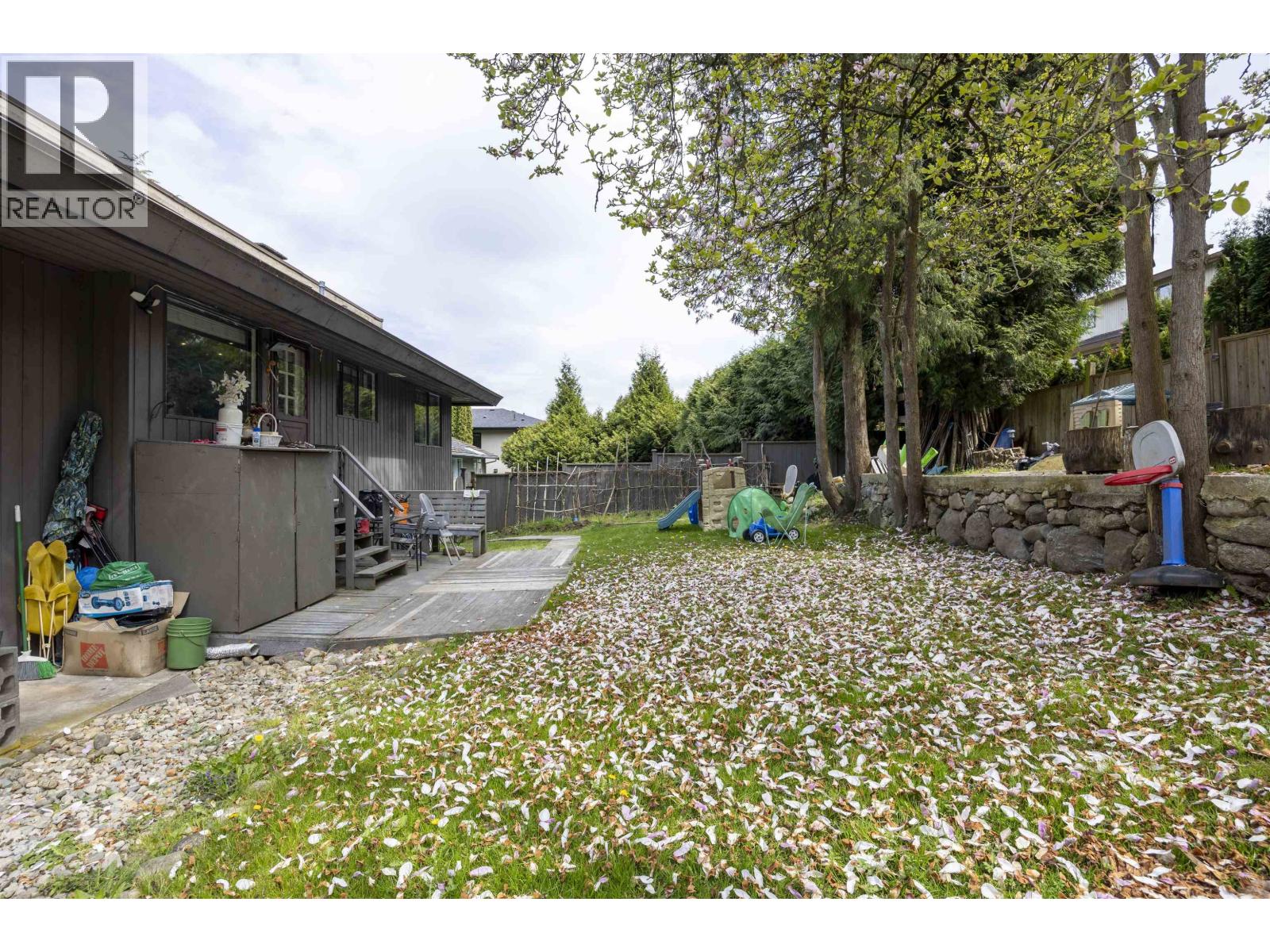 7730 Stanley Street, Burnaby, British Columbia  V5E 1V8 - Photo 31 - R3114395