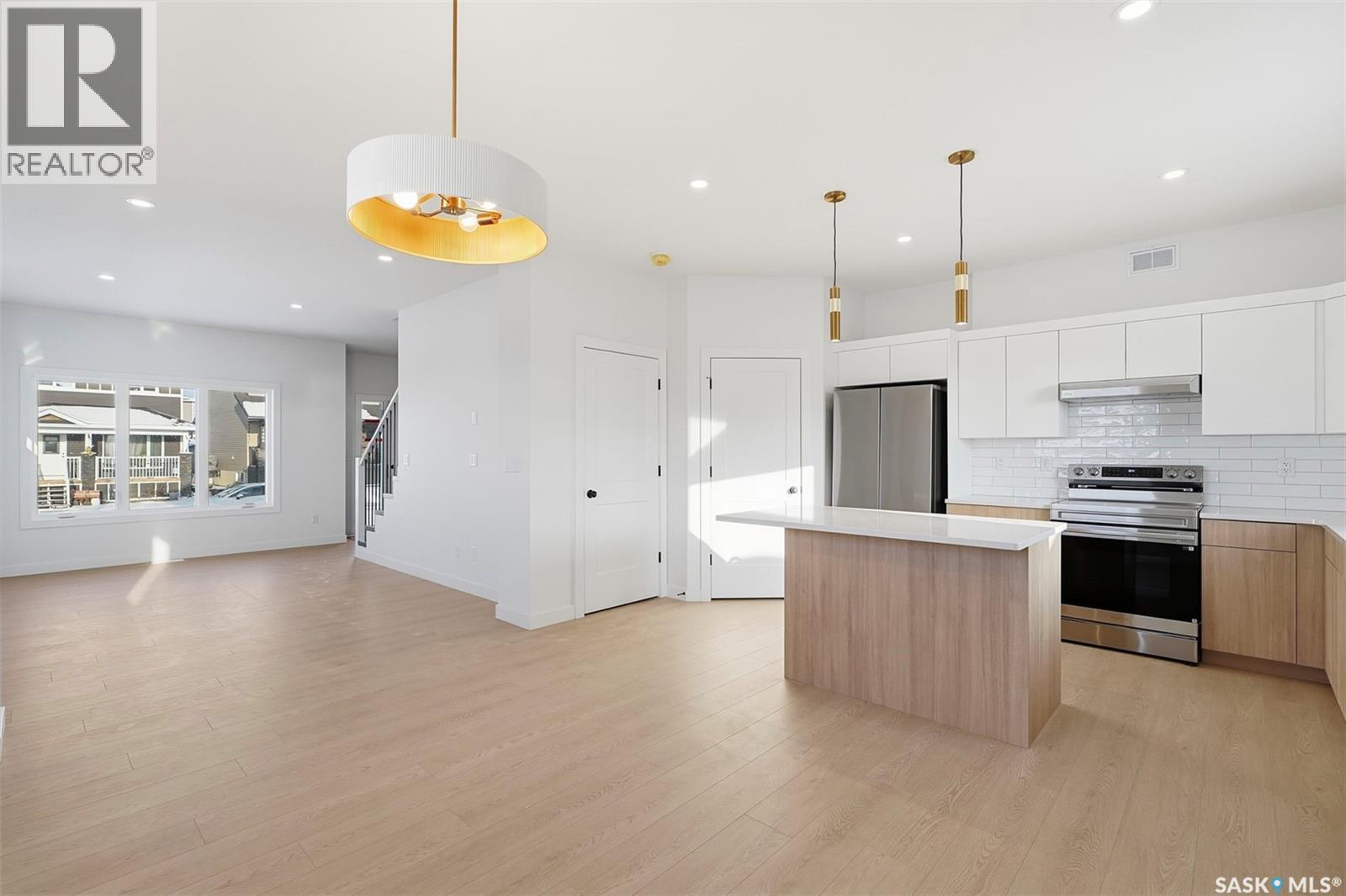 1424 Besnard Drive, Martensville, Saskatchewan  S0K 2T1 - Photo 5 - SK033682