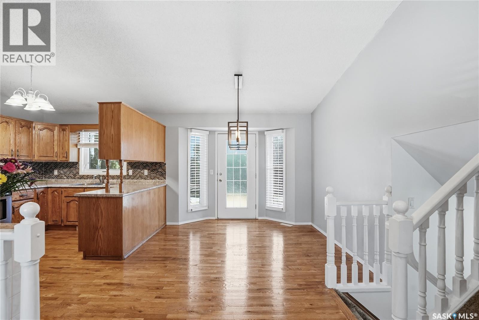 107 Armstrong Crescent, Saskatoon, Saskatchewan  S7N 3M4 - Photo 8 - SK033681