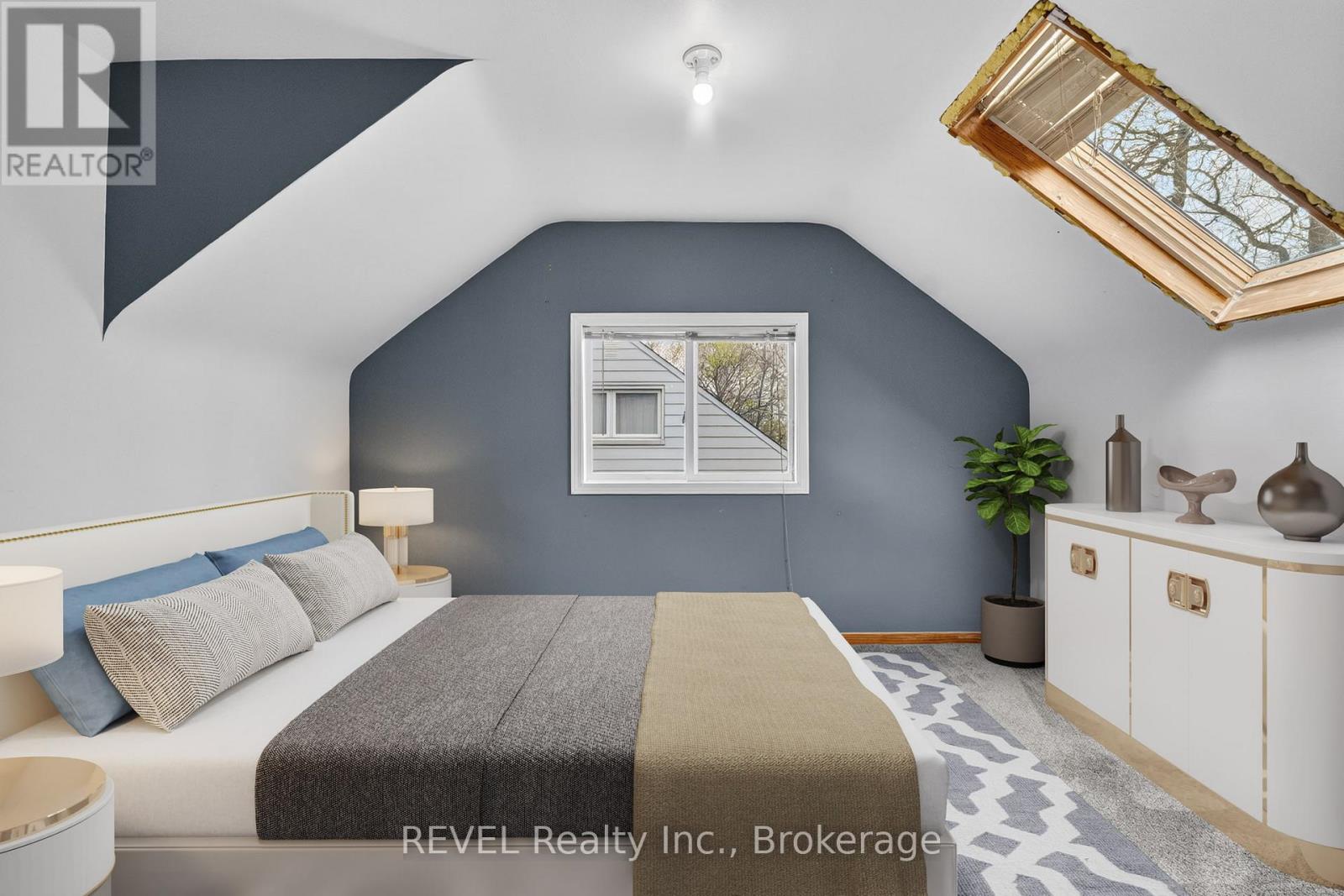 1367 St Marys Crescent, Burlington, Ontario  L7P 1S1 - Photo 19 - W13032520