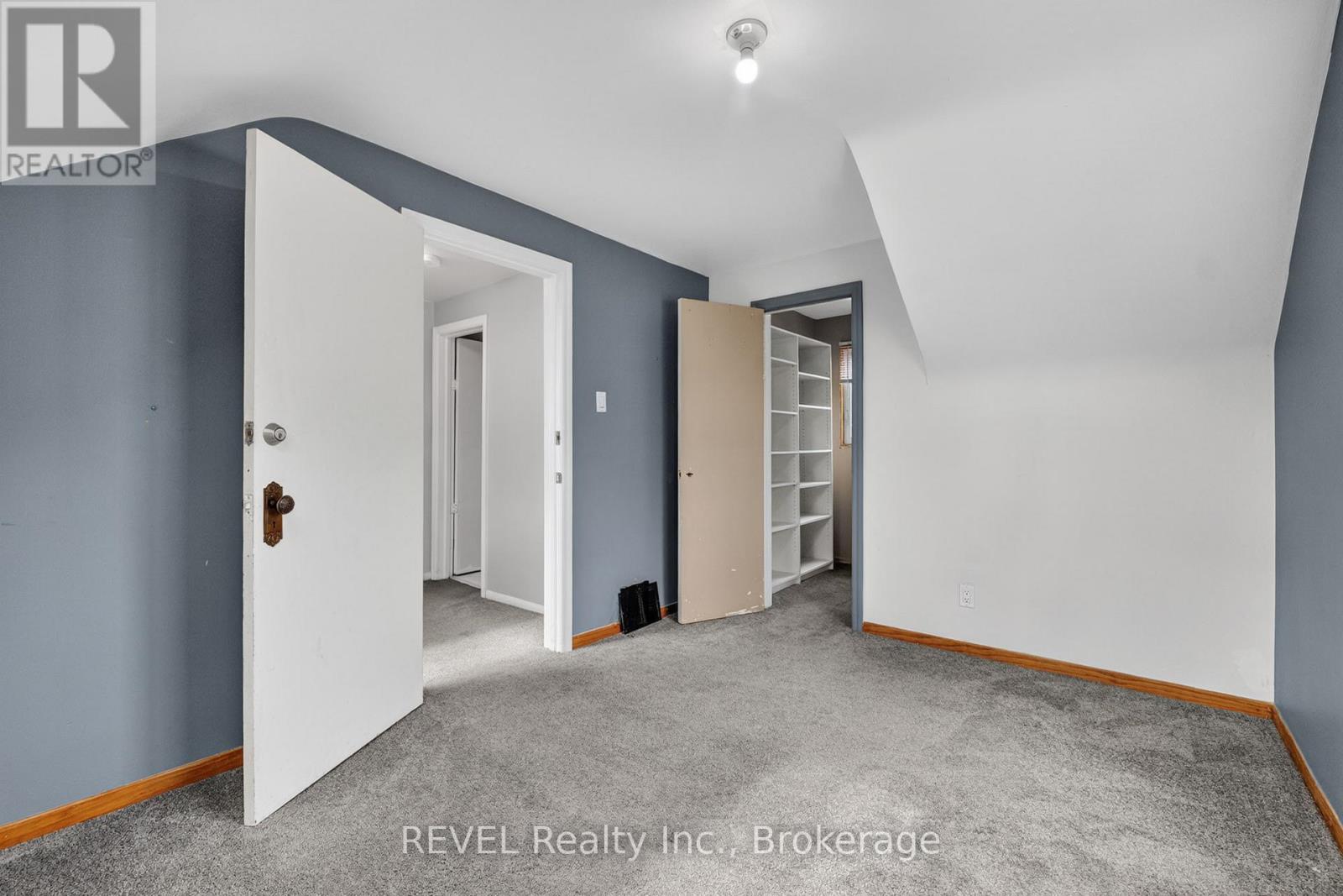 1367 St Marys Crescent, Burlington, Ontario  L7P 1S1 - Photo 20 - W13032520