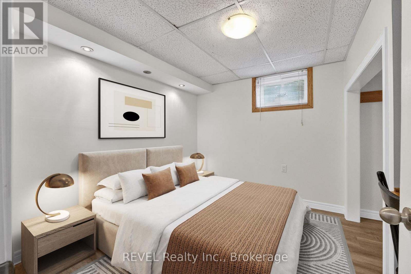 1367 St Marys Crescent, Burlington, Ontario  L7P 1S1 - Photo 28 - W13032520