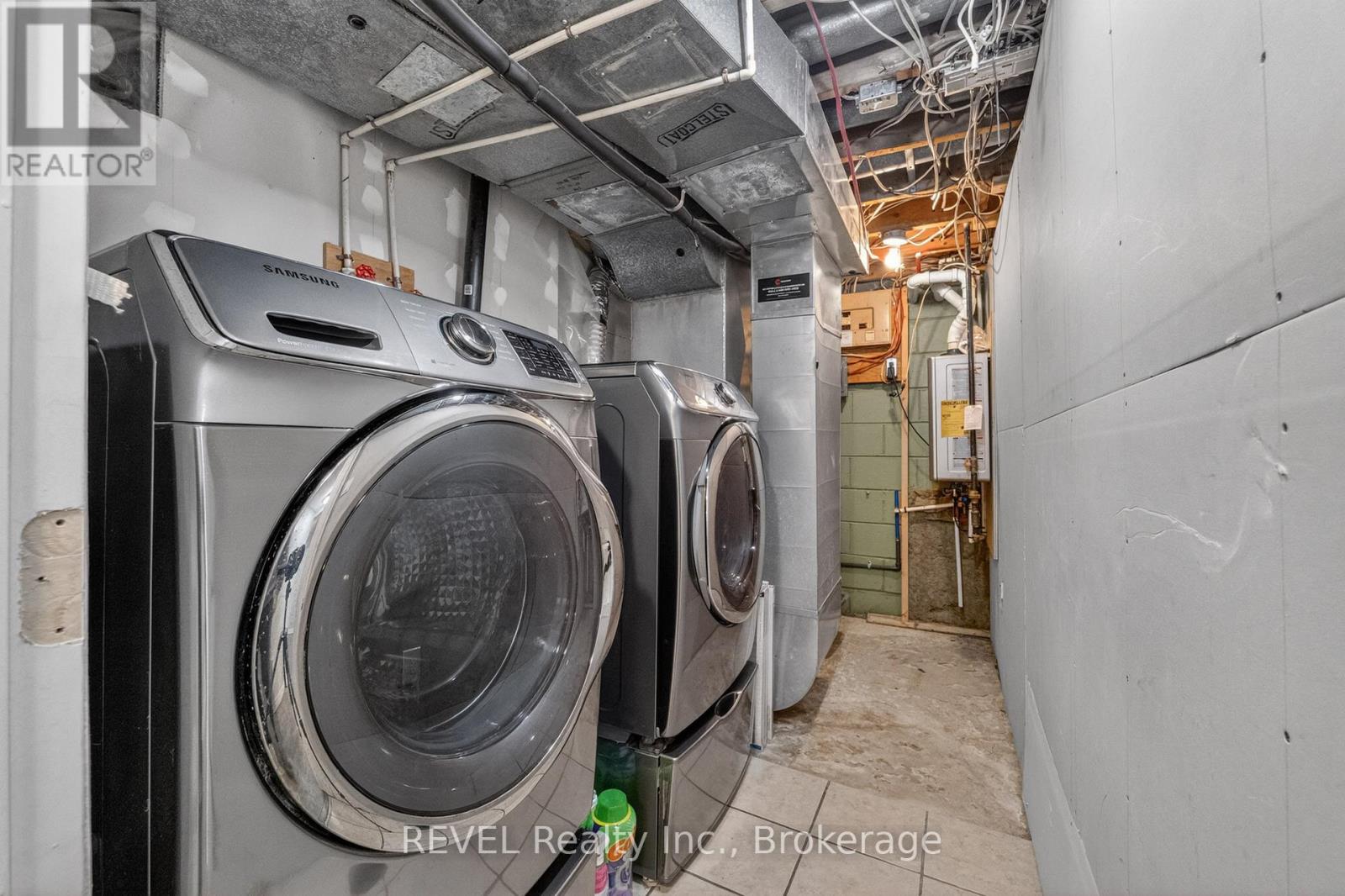 1367 St Marys Crescent, Burlington, Ontario  L7P 1S1 - Photo 30 - W13032520