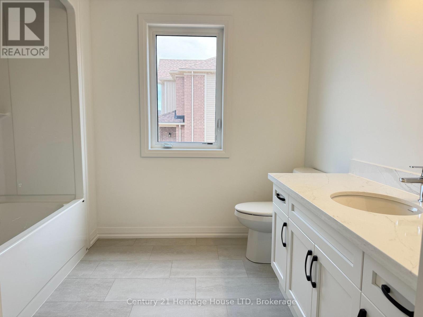 736 Burwell Street, Fort Erie, Ontario  L2A 0E2 - Photo 10 - X13032438