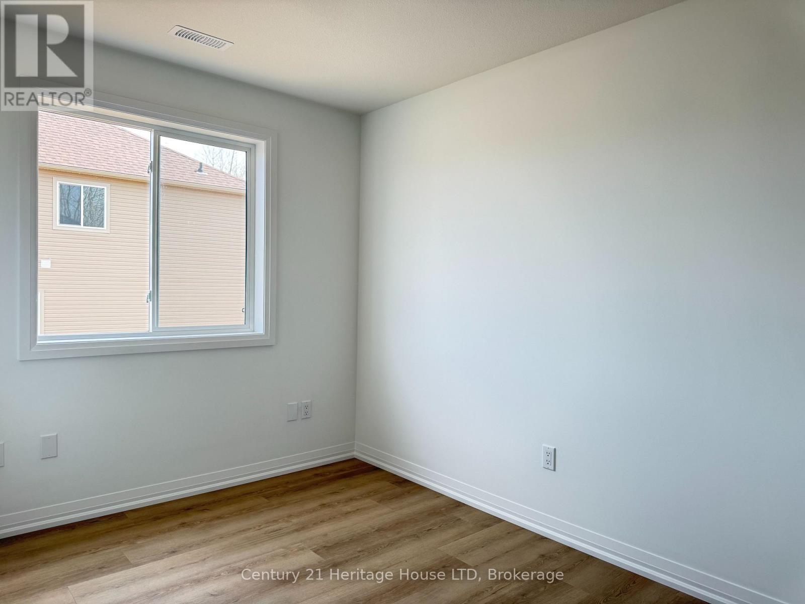 736 Burwell Street, Fort Erie, Ontario  L2A 0E2 - Photo 8 - X13032438