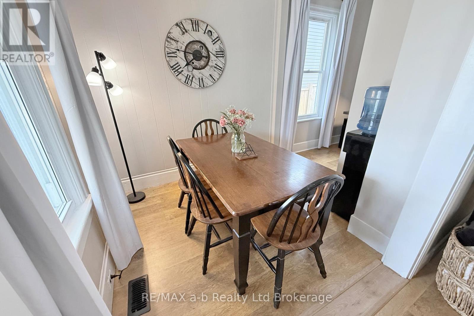 688 Henry Street, Woodstock, Ontario  N4S 1Y3 - Photo 10 - X13032432