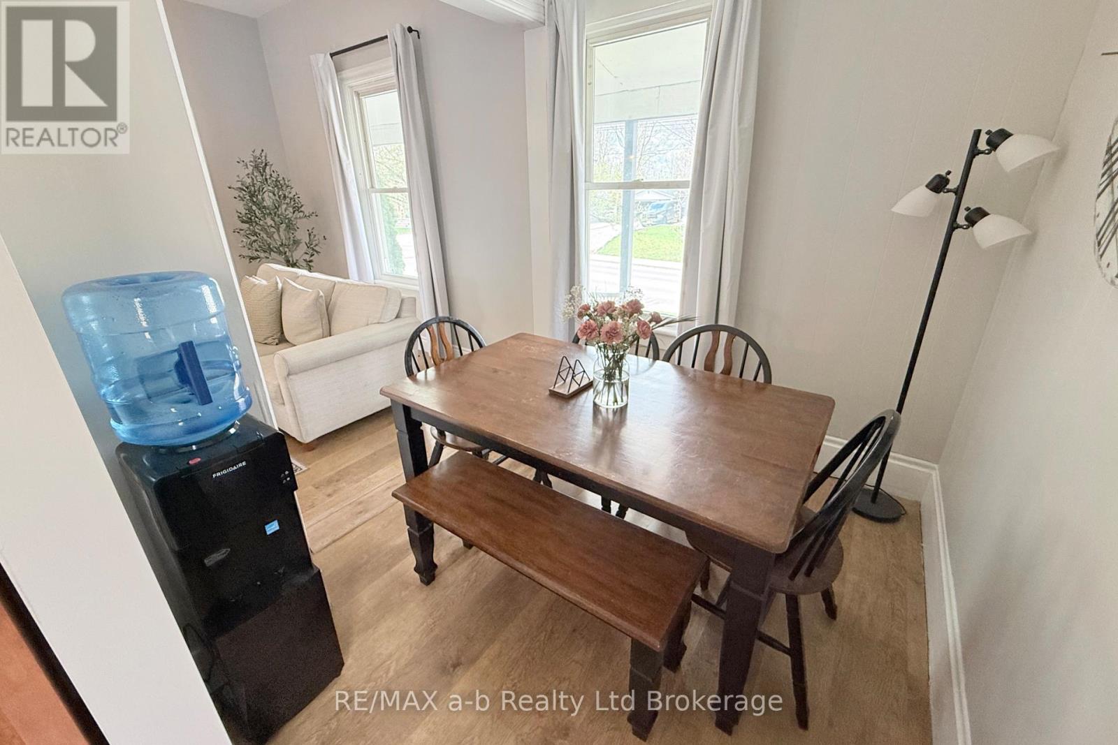 688 Henry Street, Woodstock, Ontario  N4S 1Y3 - Photo 9 - X13032432