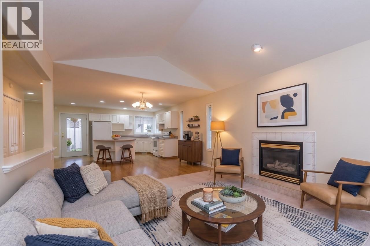 723 Singh Street Unit# 3, Kamloops, British Columbia  V2B 5C5 - Photo 5 - 10384496