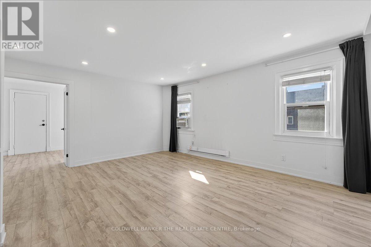 252 Soudan Avenue, Toronto, Ontario  M4S 1W4 - Photo 10 - C13032484