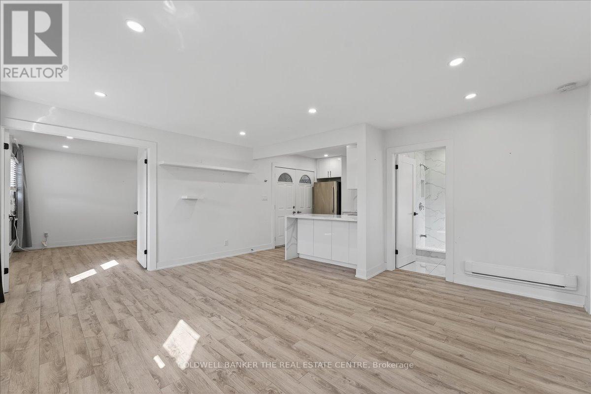 252 Soudan Avenue, Toronto, Ontario  M4S 1W4 - Photo 9 - C13032484