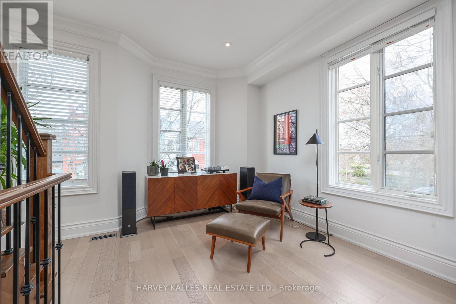 115 Florence Street, Toronto, Ontario  M6K 1P4 - Photo 11 - C13032516