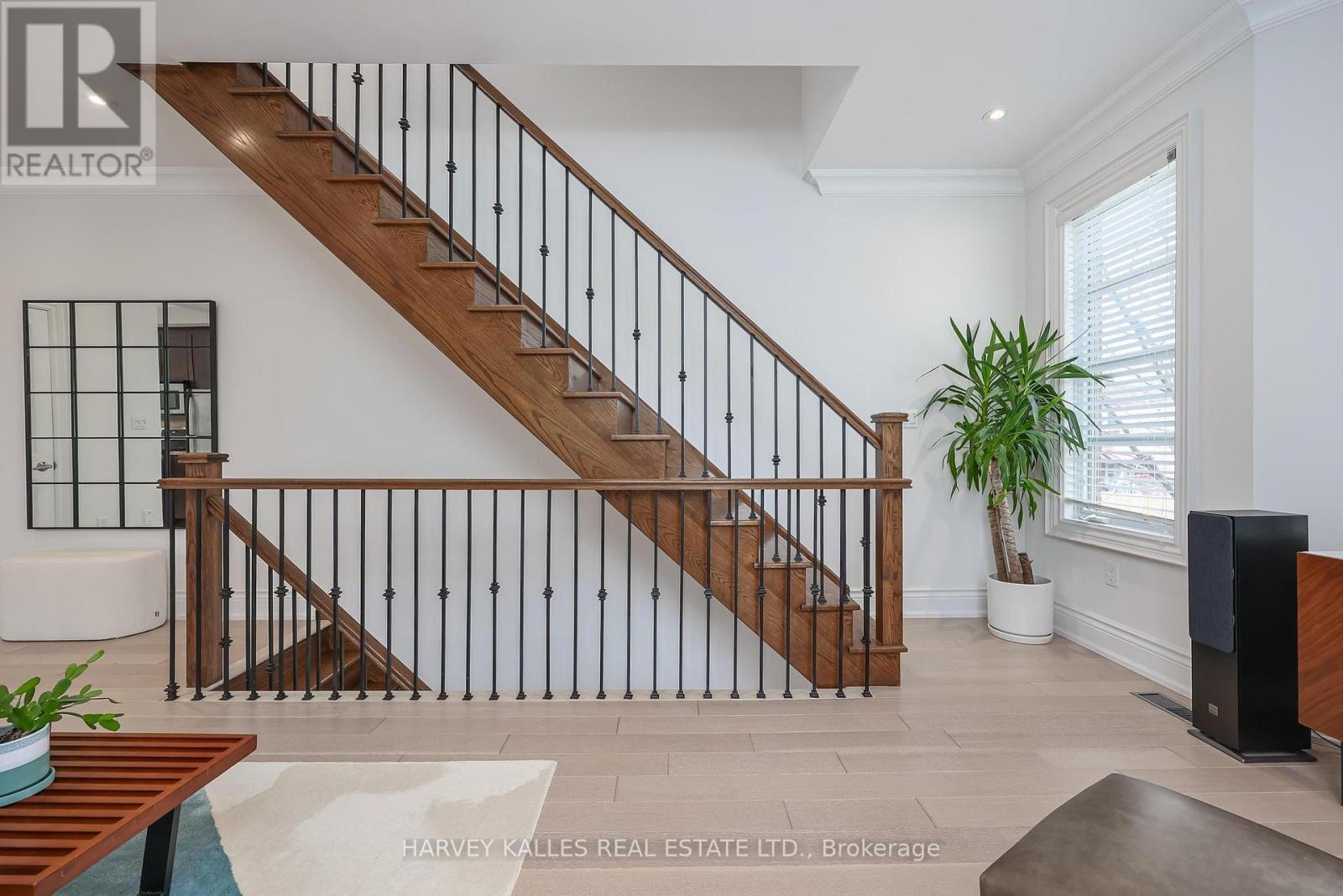 115 Florence Street, Toronto, Ontario  M6K 1P4 - Photo 12 - C13032516