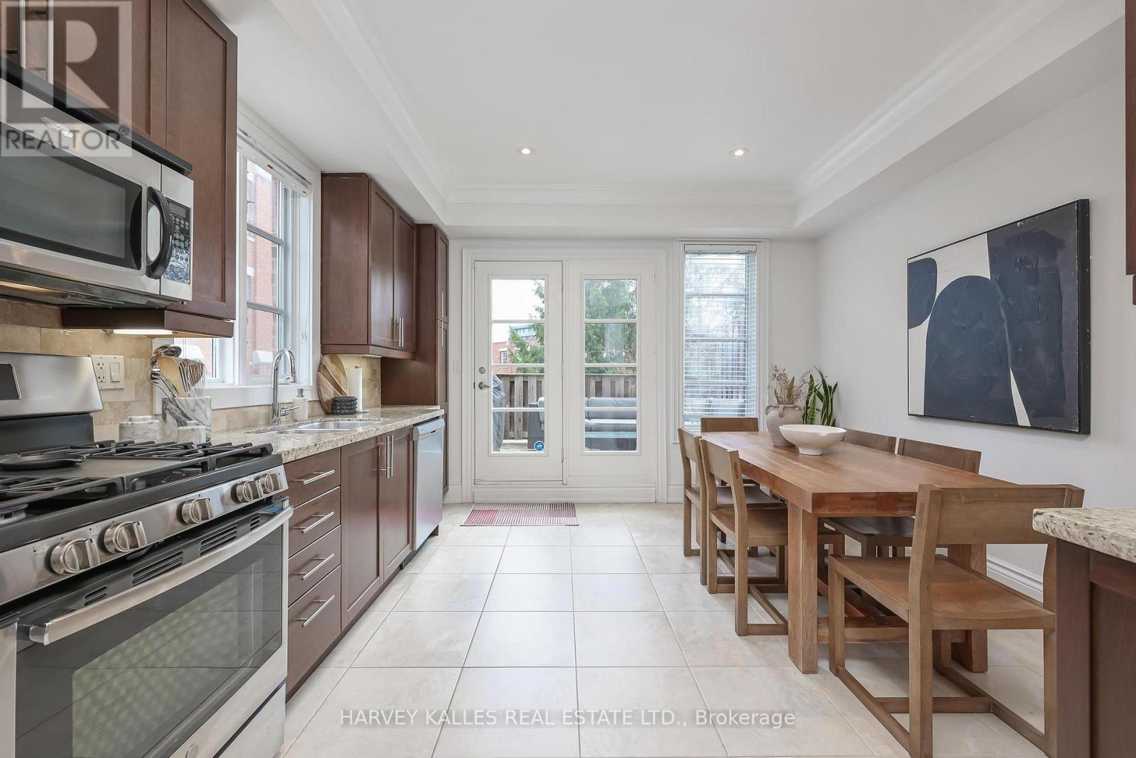 115 Florence Street, Toronto, Ontario  M6K 1P4 - Photo 13 - C13032516