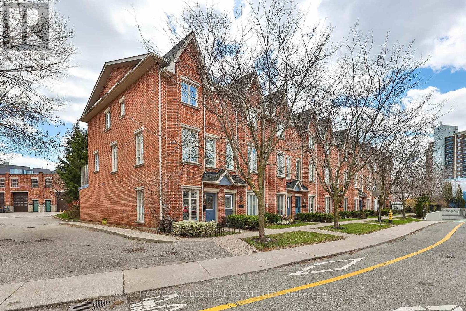 115 Florence Street, Toronto, Ontario  M6K 1P4 - Photo 2 - C13032516