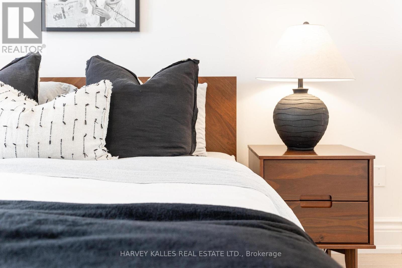 115 Florence Street, Toronto, Ontario  M6K 1P4 - Photo 26 - C13032516