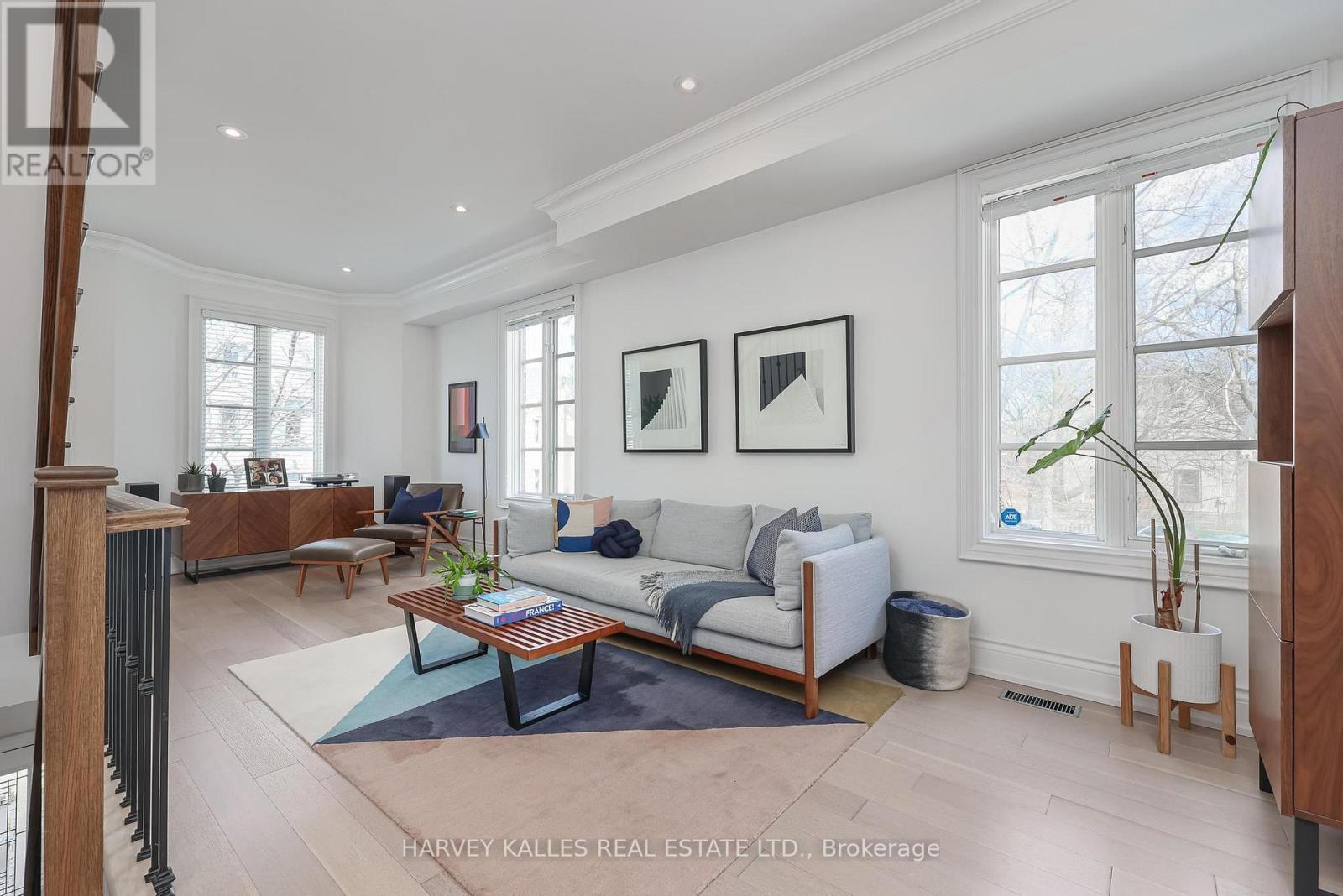 115 Florence Street, Toronto, Ontario  M6K 1P4 - Photo 5 - C13032516