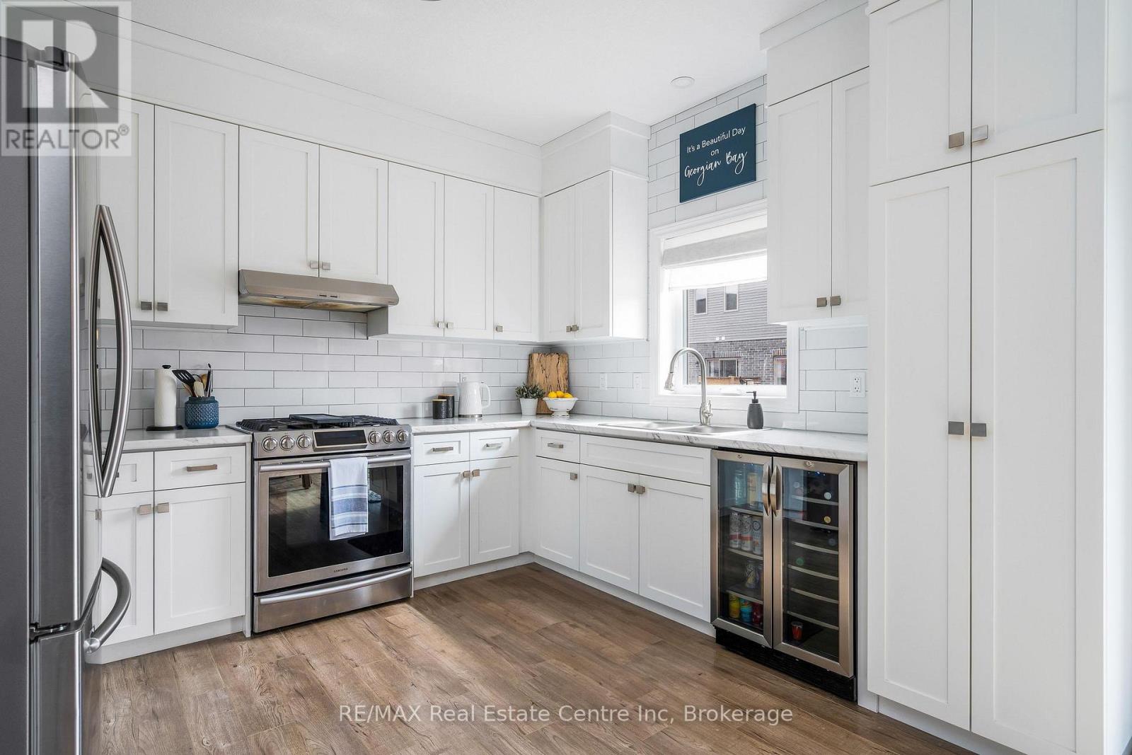 24 George Zubek Drive, Collingwood, Ontario  L9Y 1M5 - Photo 7 - S13032416