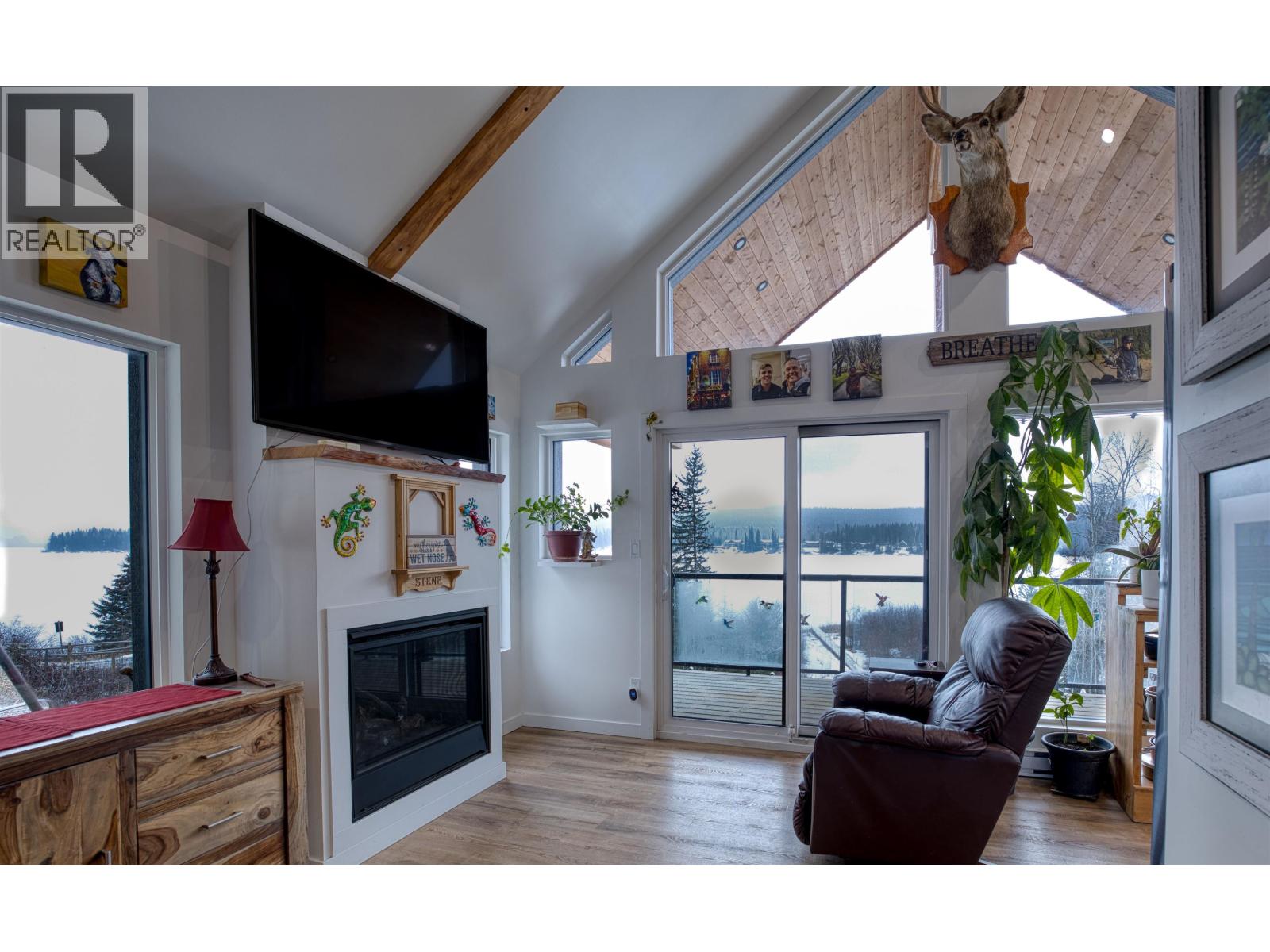 6656 North Shore Horse Lake Road, Horse Lake, British Columbia  V0K 2E3 - Photo 14 - R3056346