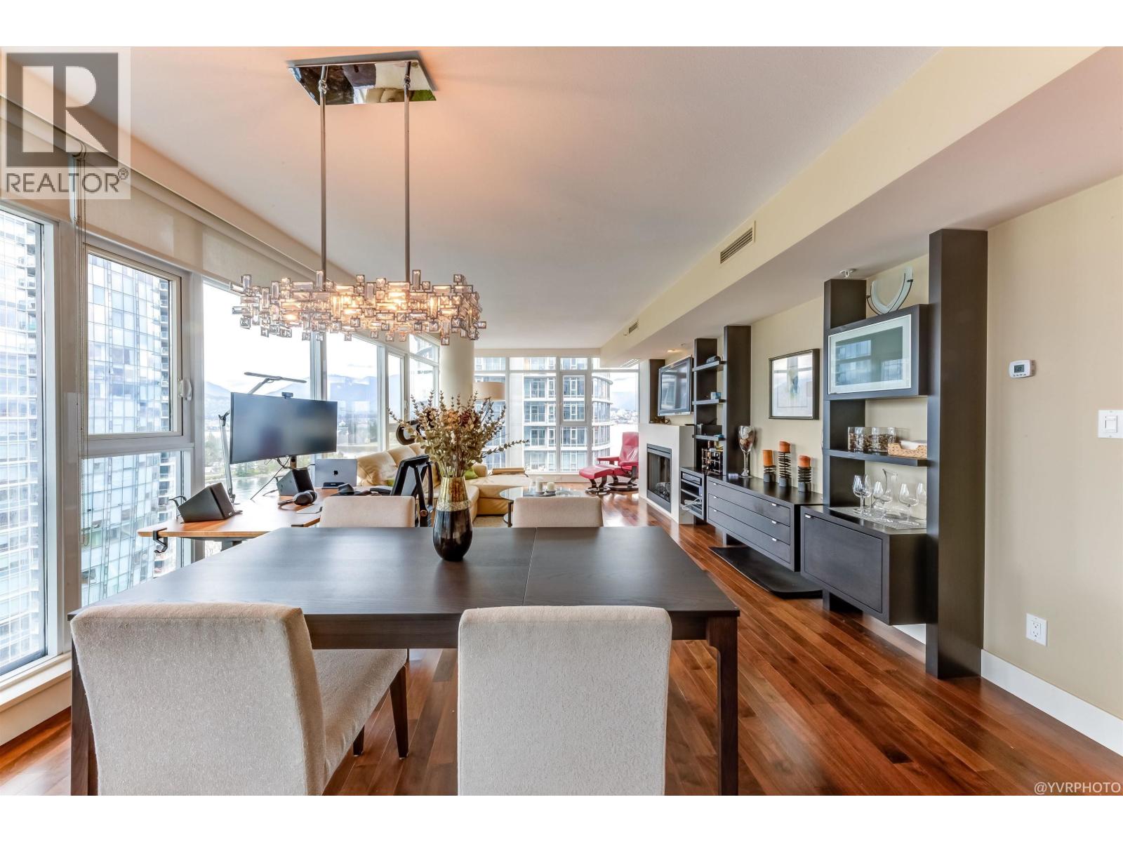 2102 1205 W Hastings Street, Vancouver, British Columbia  V6E 4T7 - Photo 2 - R3114713