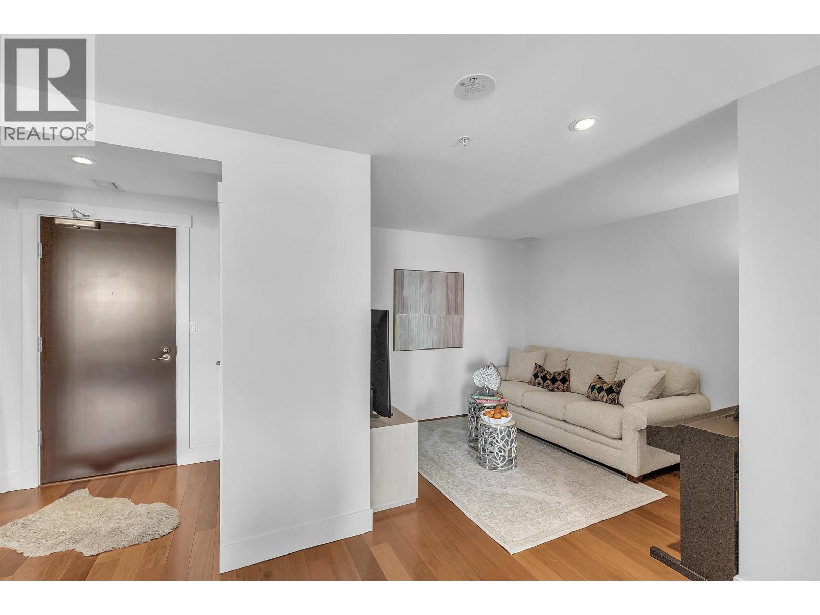 702 3335 Cypress Place, West Vancouver, British Columbia  V7S 3J8 - Photo 17 - R3114722