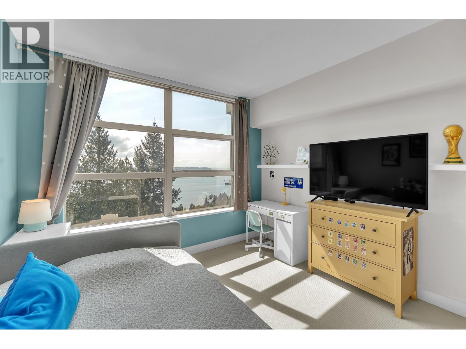 702 3335 Cypress Place, West Vancouver, British Columbia  V7S 3J8 - Photo 24 - R3114722