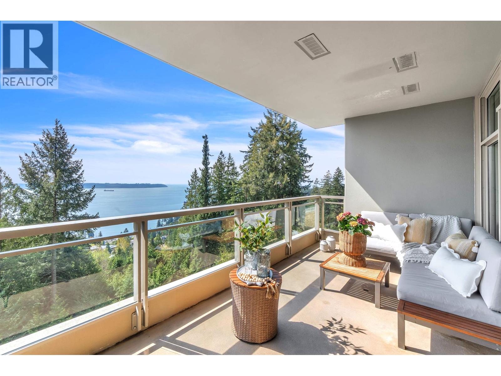 702 3335 Cypress Place, West Vancouver, British Columbia  V7S 3J8 - Photo 27 - R3114722