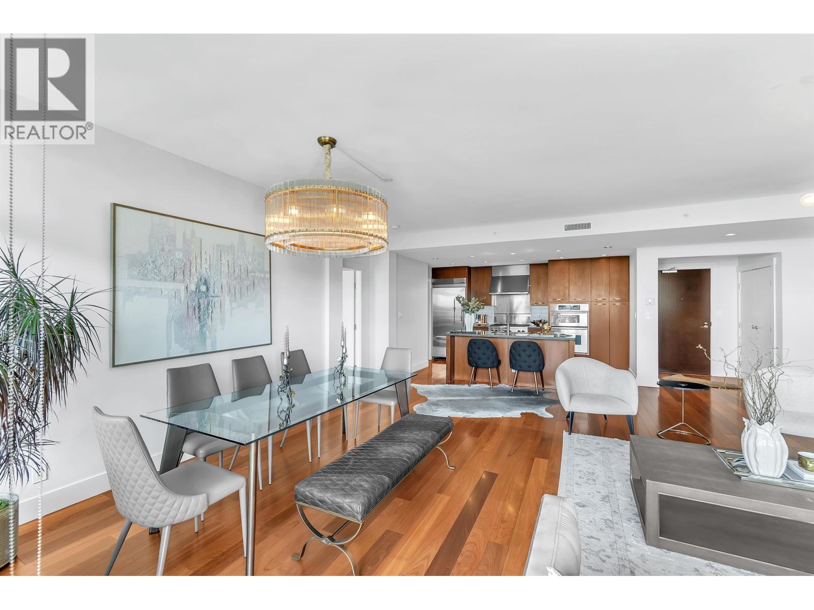 702 3335 Cypress Place, West Vancouver, British Columbia  V7S 3J8 - Photo 8 - R3114722