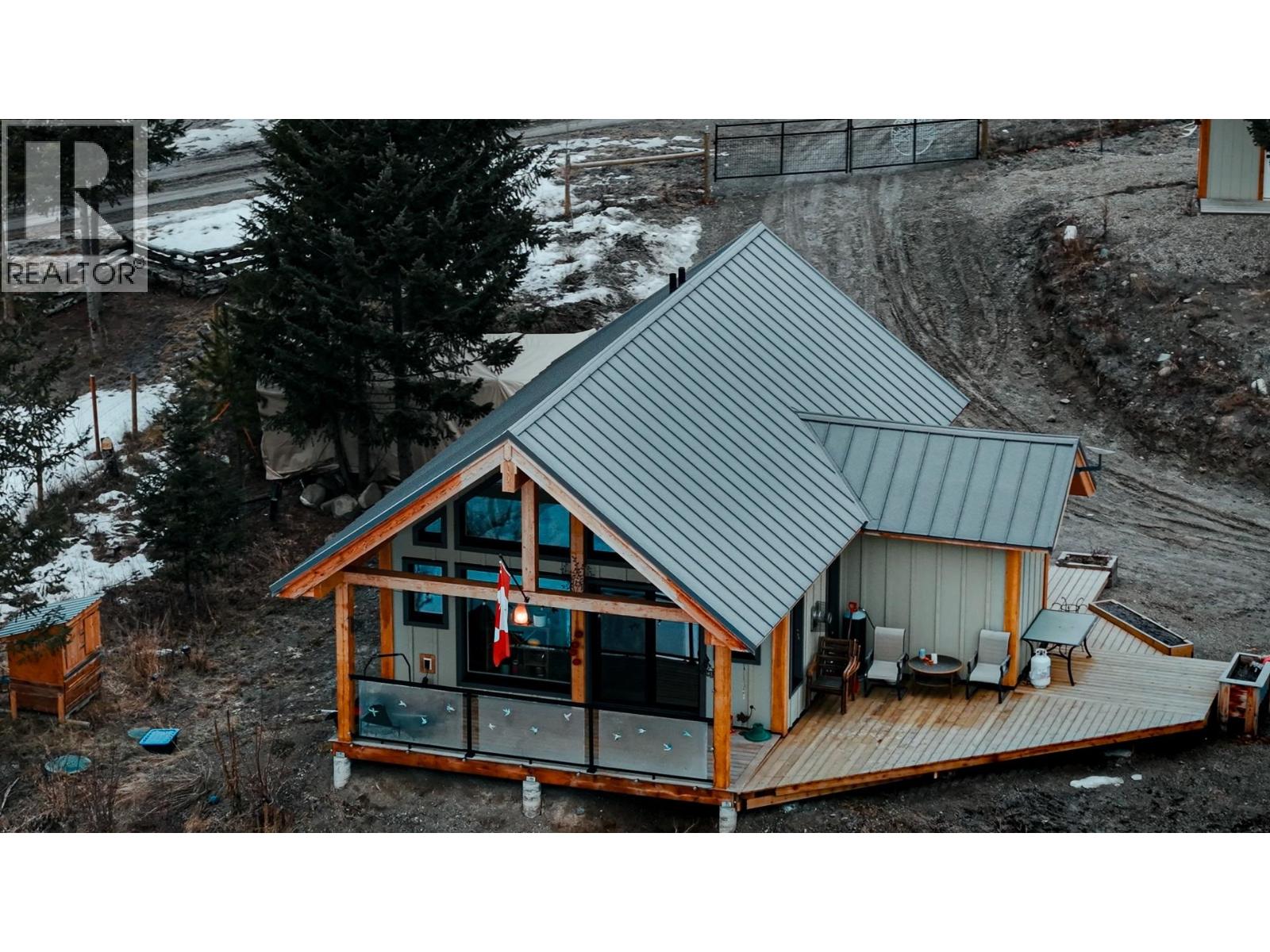 6656 North Shore Horse Lake Road, Horse Lake, British Columbia  V0K 2E3 - Photo 34 - R3056346