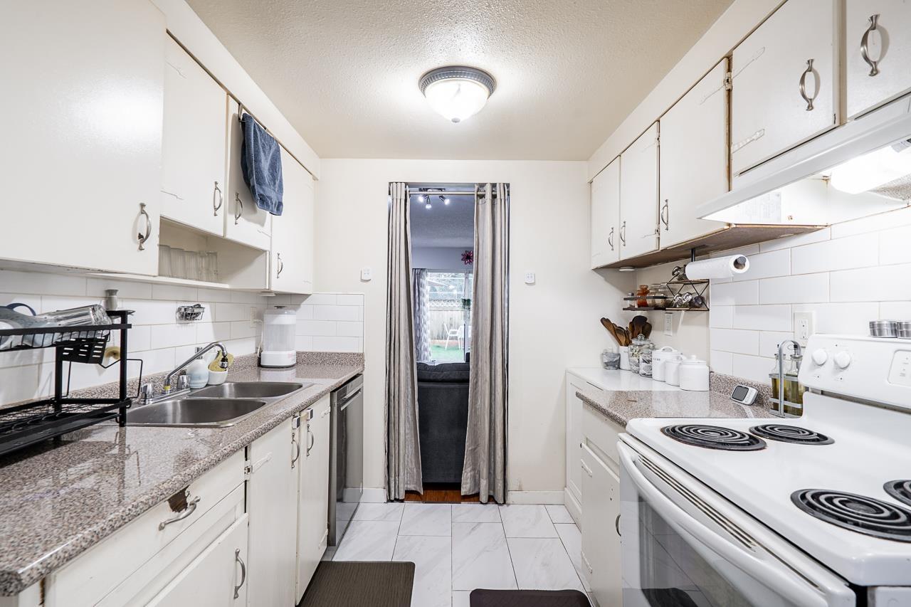 239 7447 140 Street, Surrey, British Columbia  V3W 6G5 - Photo 11 - R3114124