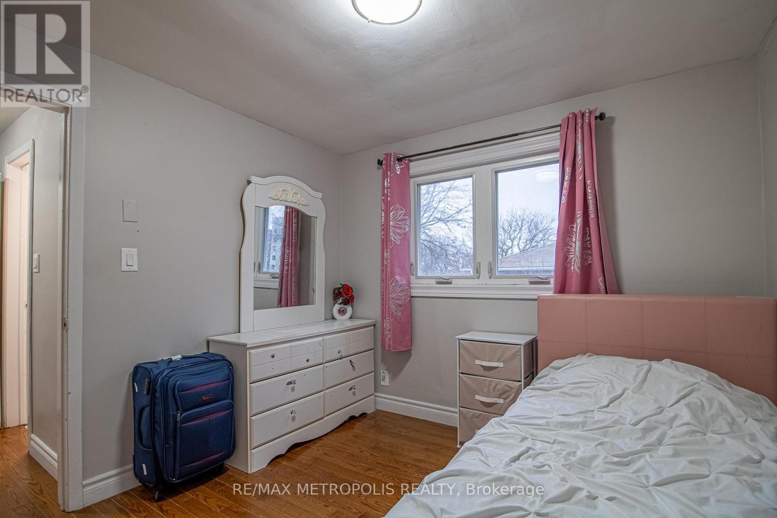 1098 Cedar Street, Oshawa, Ontario  L1J 3R9 - Photo 20 - E13032494