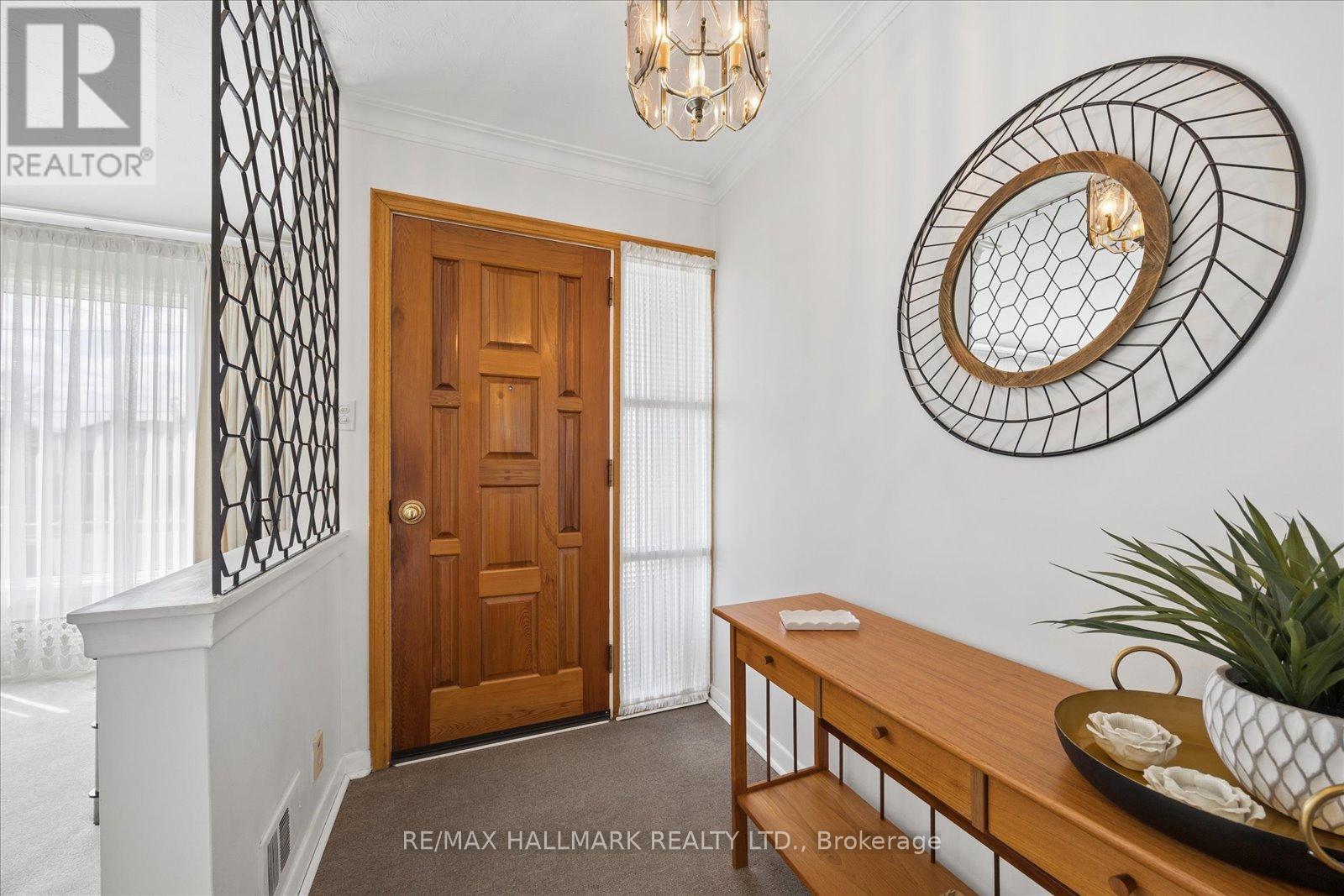 63 Montvale Drive, Toronto, Ontario  M1M 3E5 - Photo 3 - E13031928