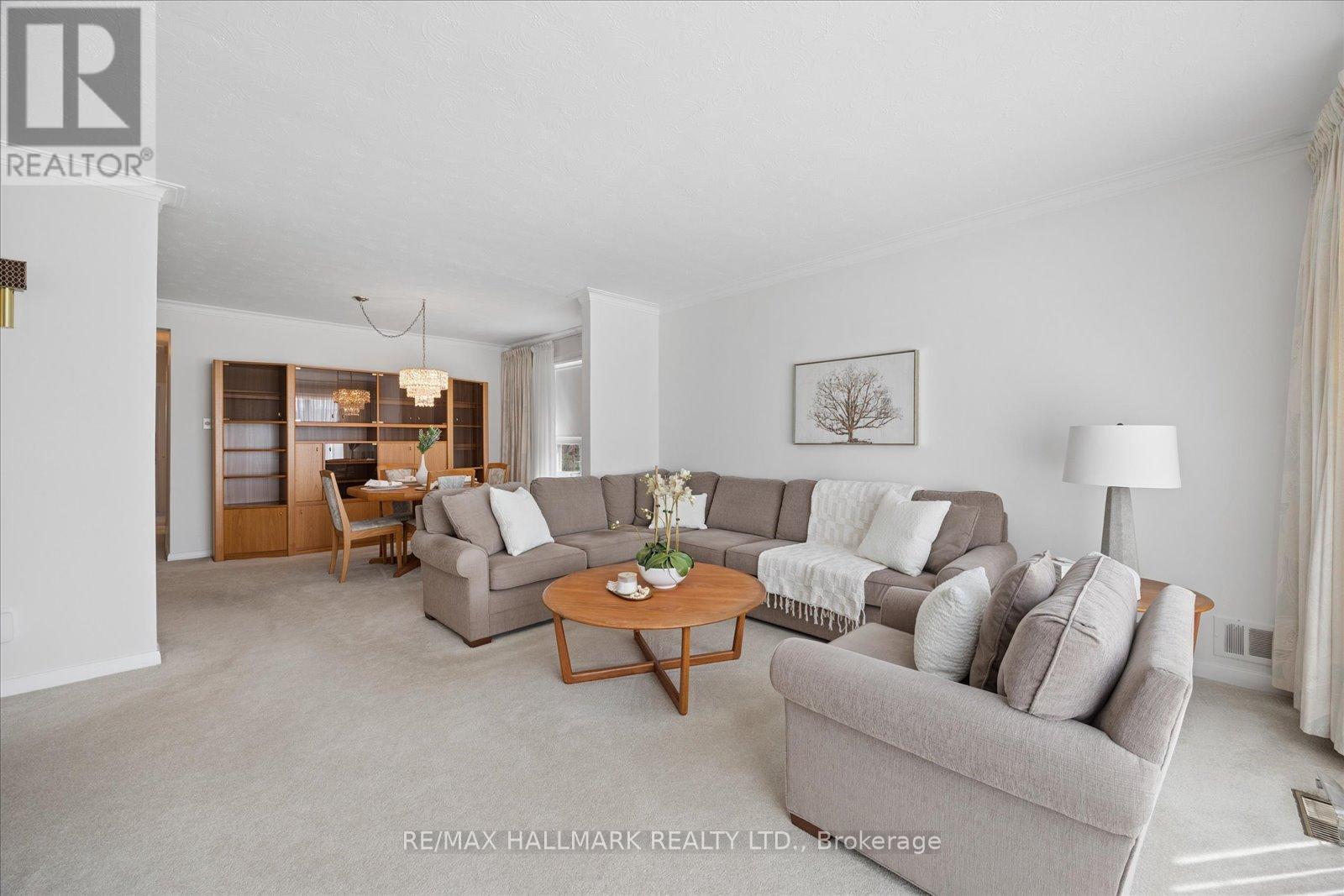 63 Montvale Drive, Toronto, Ontario  M1M 3E5 - Photo 7 - E13031928