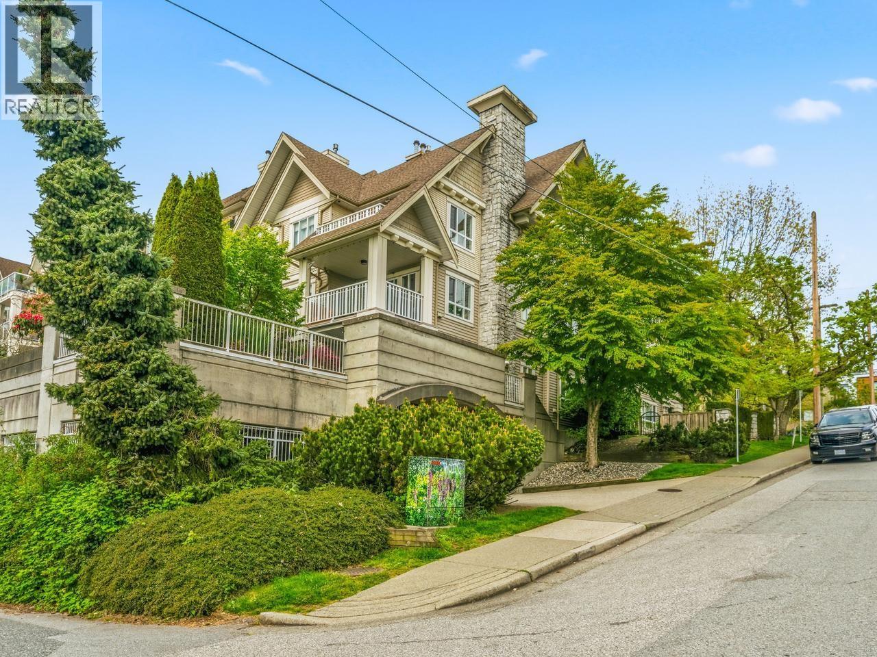 104 365 E 1ST STREET, North Vancouver, British Columbia