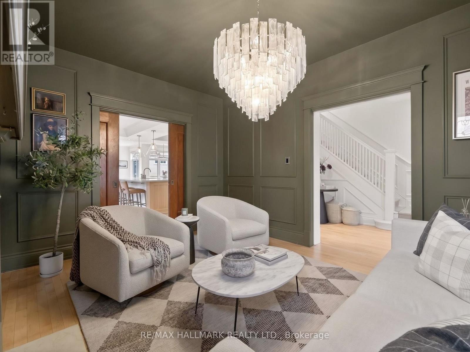 88 Neville Park Boulevard, Toronto, Ontario  M4E 3P8 - Photo 17 - E13028412