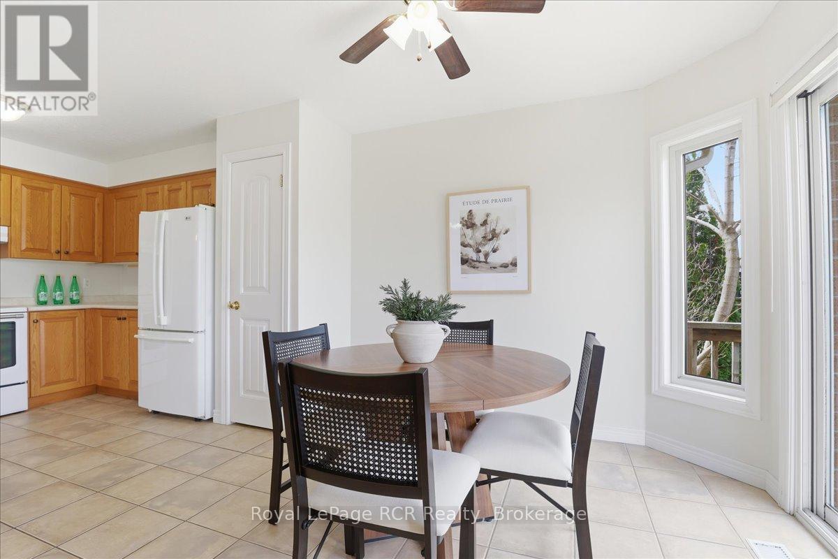 14 Parkside Street, Mapleton, Ontario  N0G 1B0 - Photo 12 - X13032496