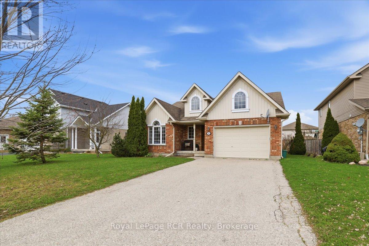 14 Parkside Street, Mapleton, Ontario  N0G 1B0 - Photo 3 - X13032496