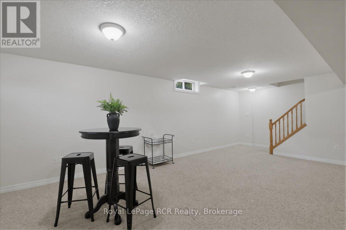 14 Parkside Street, Mapleton, Ontario  N0G 1B0 - Photo 31 - X13032496