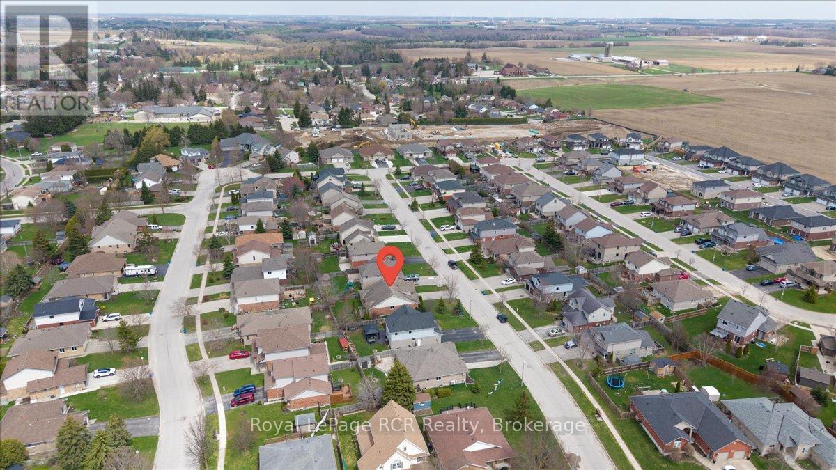 14 Parkside Street, Mapleton, Ontario  N0G 1B0 - Photo 46 - X13032496